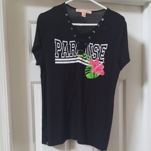 Shirt with Paradise saying